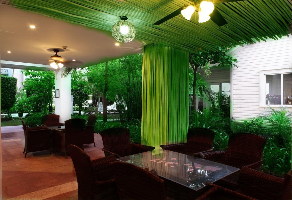Wanbo Hotel 싼야 외부 사진